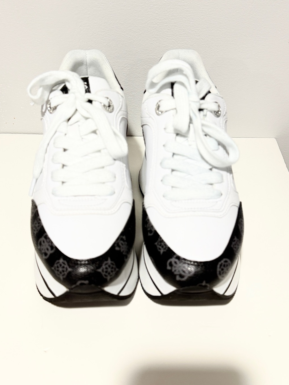 GUESS CAMRIO Platform Multilogo Sneakers Size 8.5 Women's Trainers Y2K - Picture 3 of 10